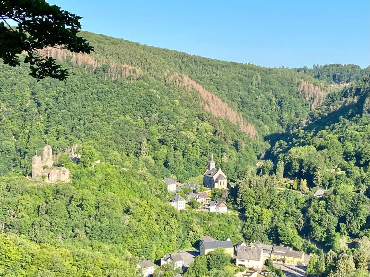 Haus Maria Isenburg - Naturpark Rhein-Westerwald Esterno foto